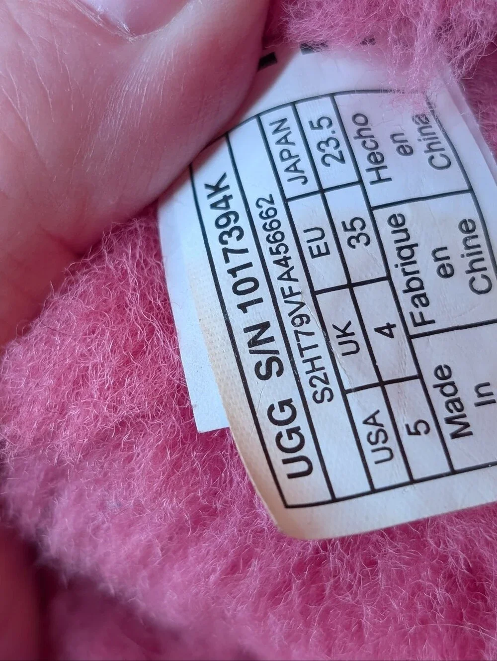 UGG Bailey Bow II Pink Sheepskin‎ Boots Girls Youth Size 5 Cozy Coquette...